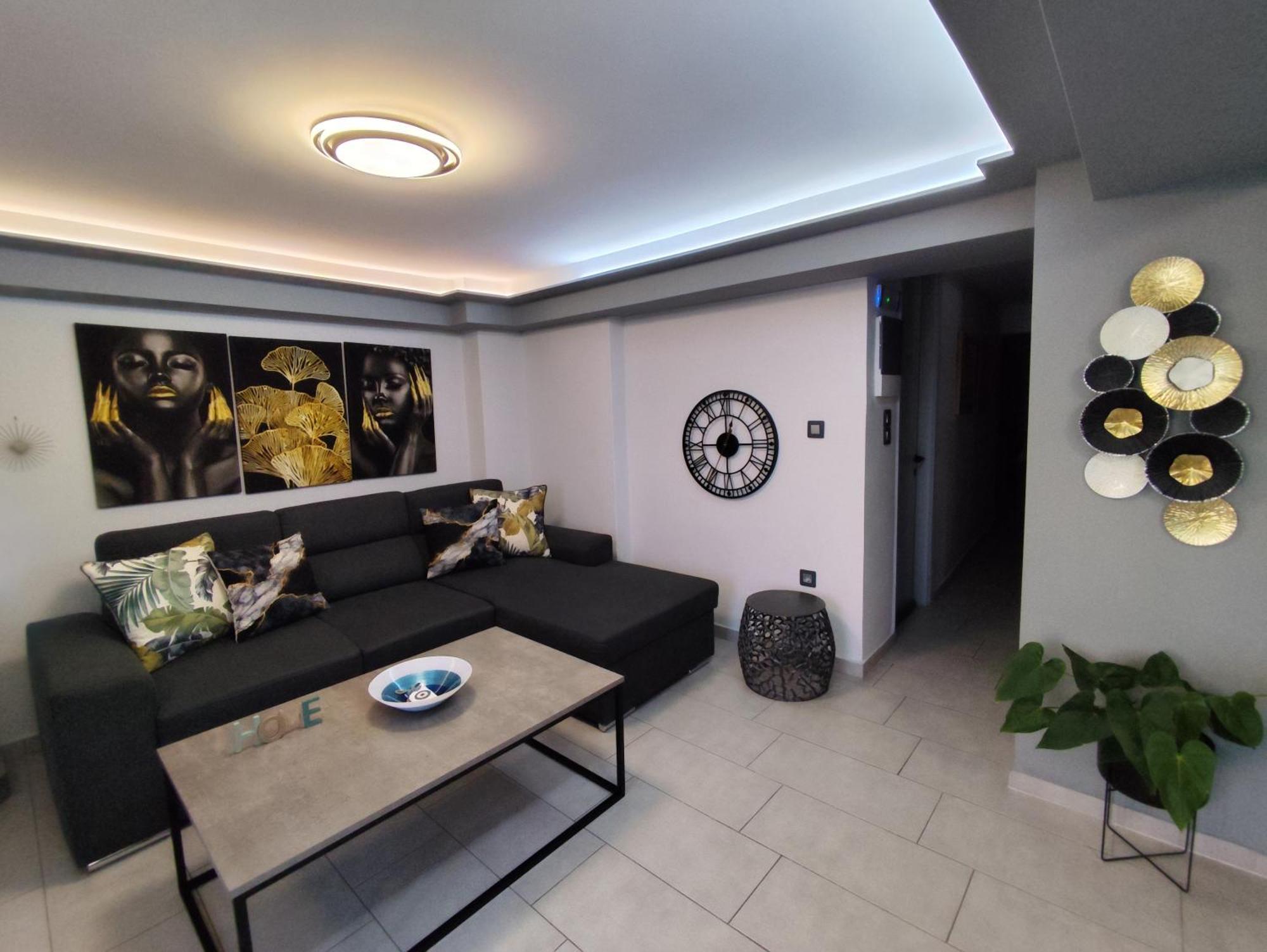Anastasia'S Apartment With Yard Atenas Exterior foto