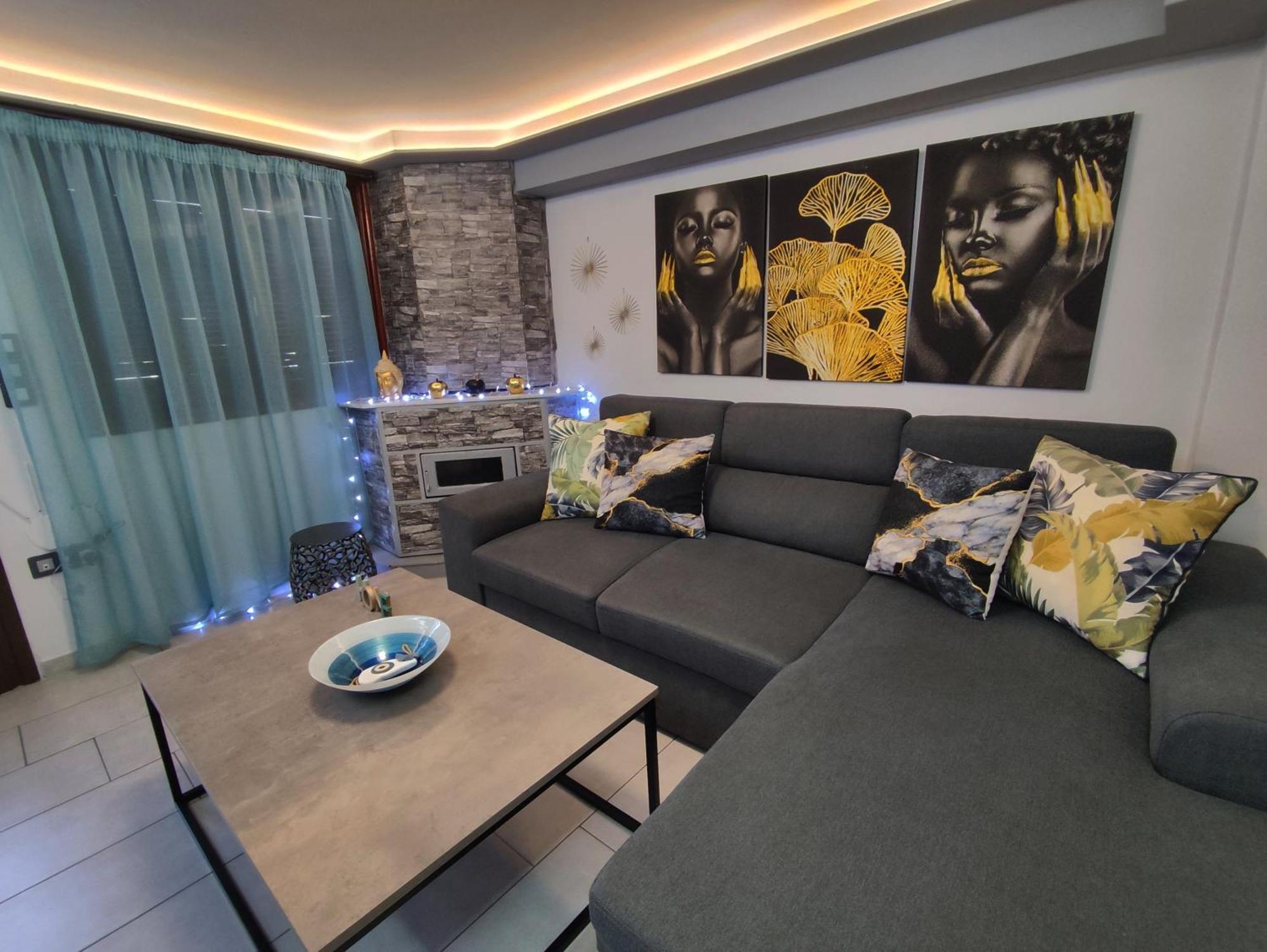 Anastasia'S Apartment With Yard Atenas Exterior foto