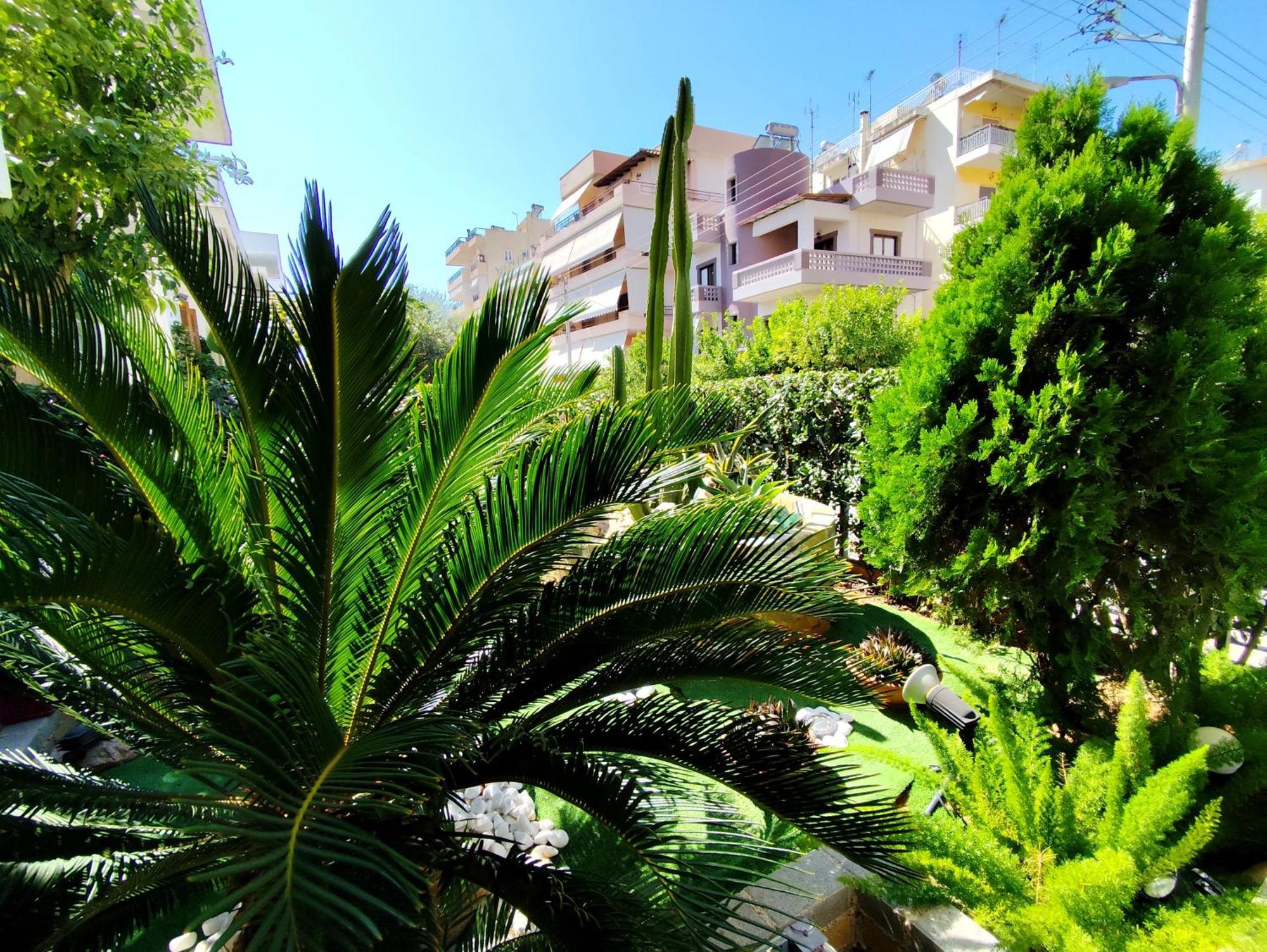 Anastasia'S Apartment With Yard Atenas Exterior foto